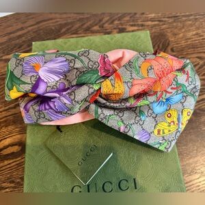 Gorgeous Gucci GG Floral Print Silk Headband New With Tags